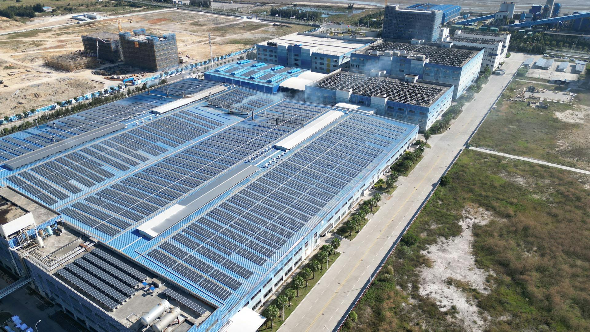 Painéis Solares SteelForge